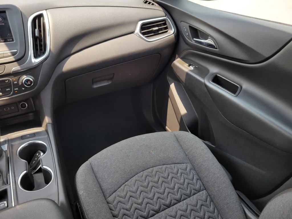 Used 2024 Mosaic Black Metallic Chevrolet LT image 21