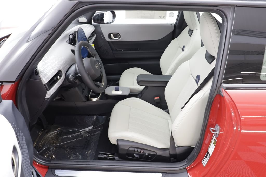2026 MINI Hardtop 2 Door - Photo 7