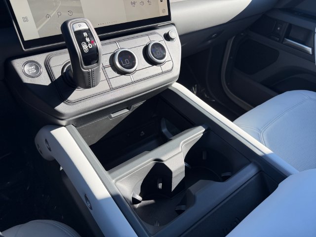 New 2026 Borasco Grey Land Rover X-Dynamic SE image 19