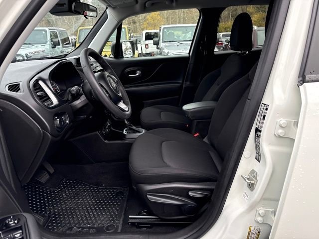2023 Jeep Renegade Latitude - Photo 15