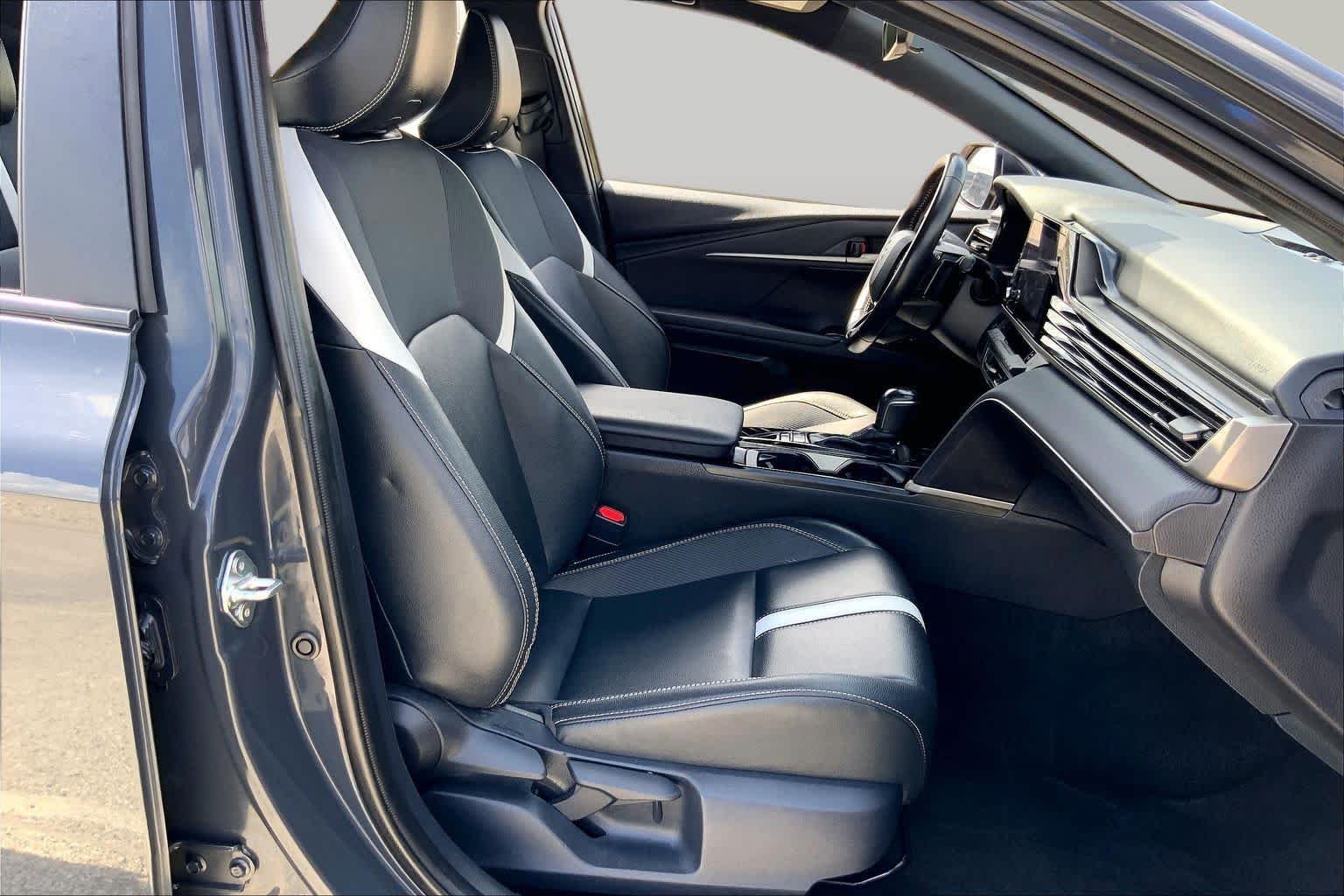 Used 2025 Underground Toyota SE image 9