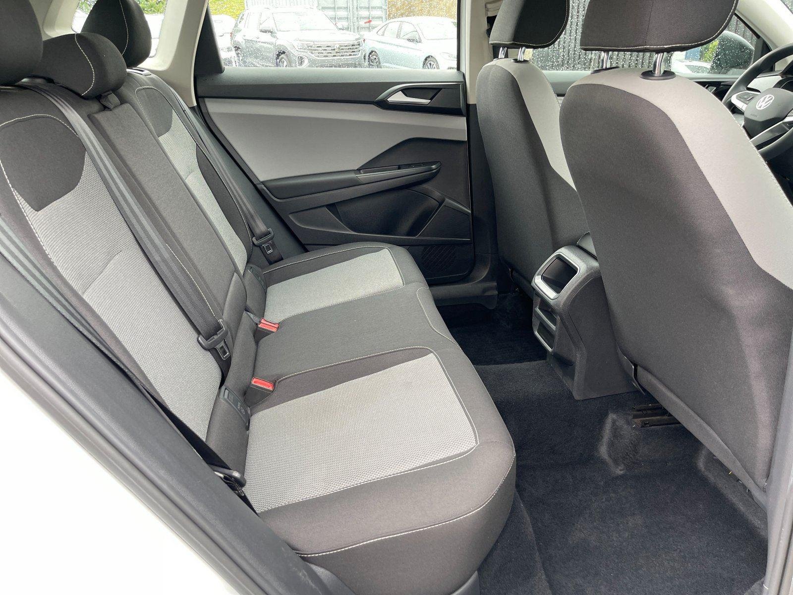Used 2022 Pure White Volkswagen S image 35