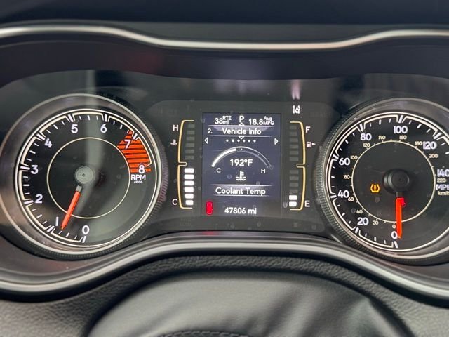 Used 2022 Crystal Metallic Jeep X image 25
