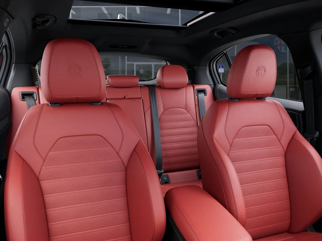 2026 Alfa Romeo Stelvio Base - Photo 26
