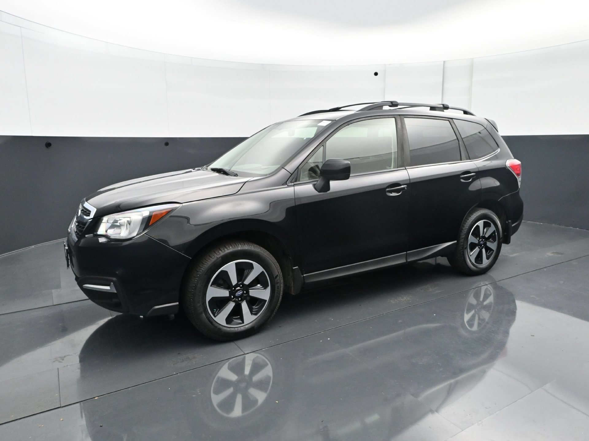 Used 2018 Subaru Forester Premium with VIN JF2SJAEC2JH492176 for sale in South Saint Paul, Minnesota