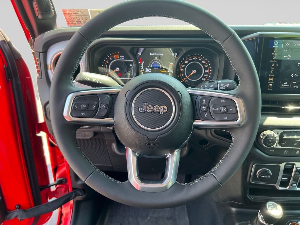 2025 Jeep Wrangler 4-Door Sahara - Photo 13