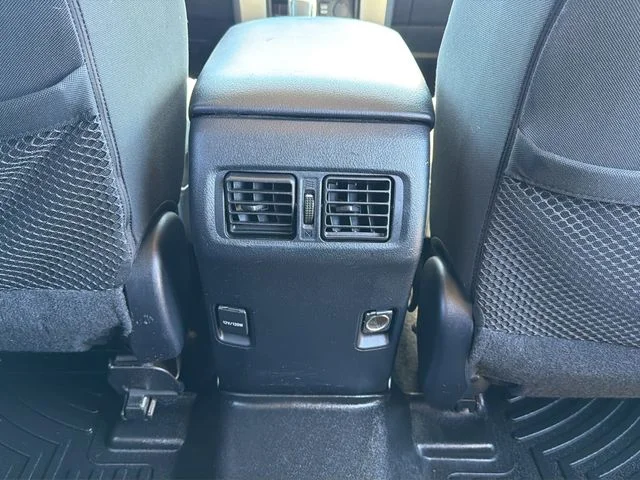 Used 2019 Black Toyota SR5 image 27
