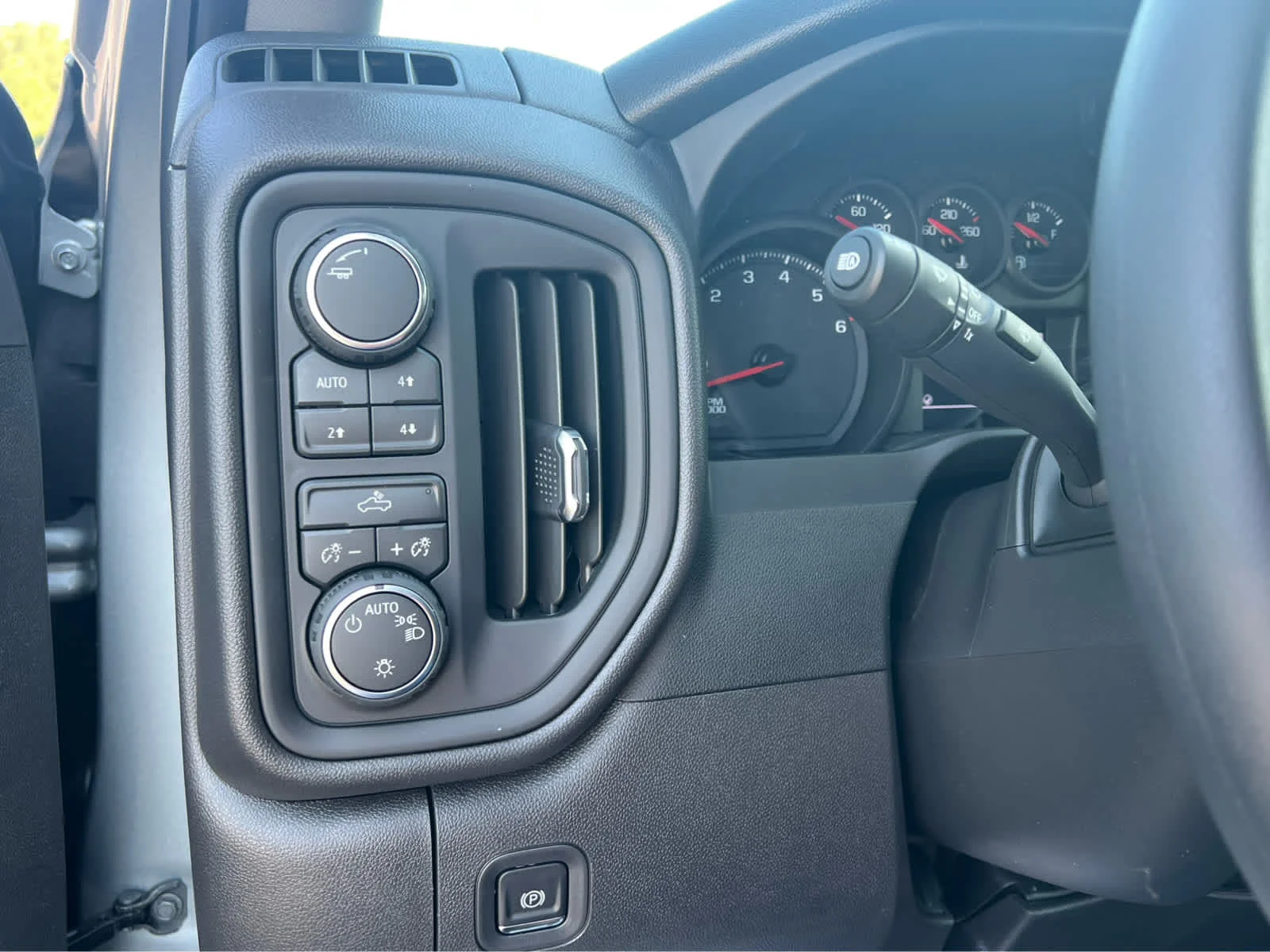 2026 Chevrolet Silverado 1500 Custom Trail Boss - Photo 16