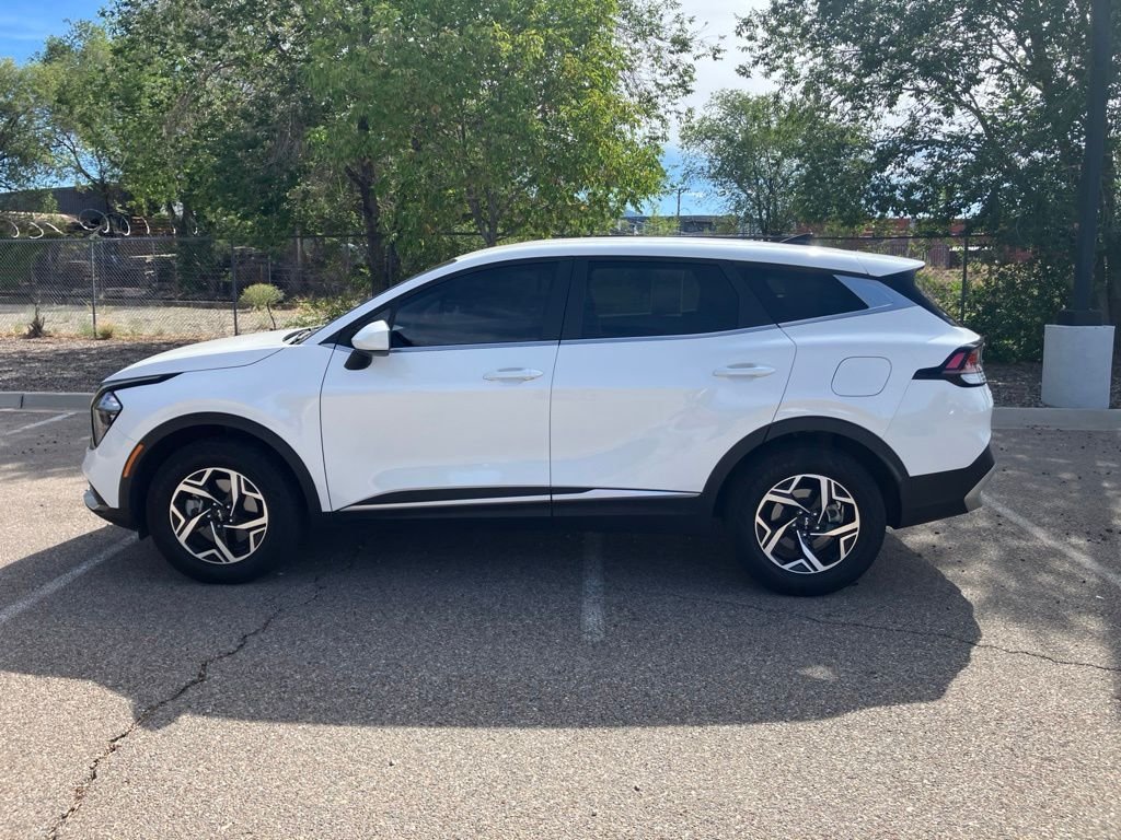 Used 2023 White Kia LX image 8