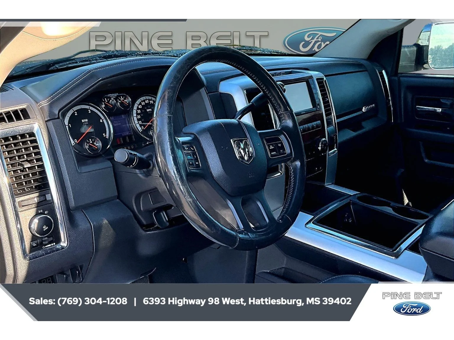 Used 2012  Ram Laramie image 13