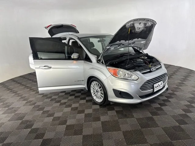 Used 2015 Silver Ford SE image 14