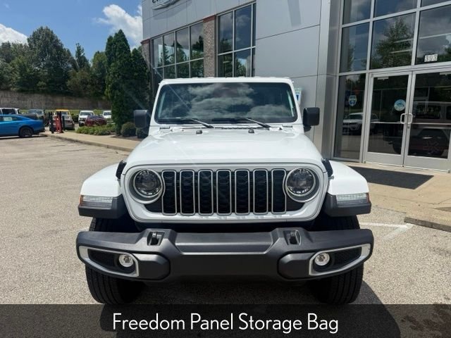 New 2026 Bright White Clear-Coat Exterior Paint Jeep Sahara image 10