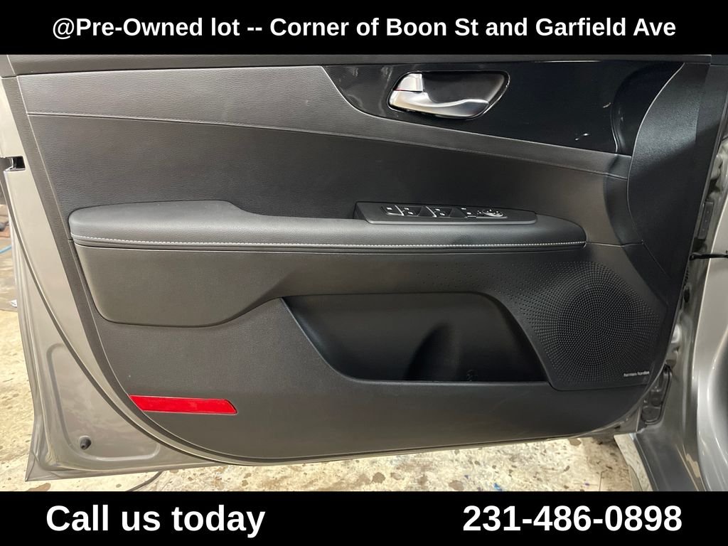 Used 2022 Gray Kia GT-Line image 15