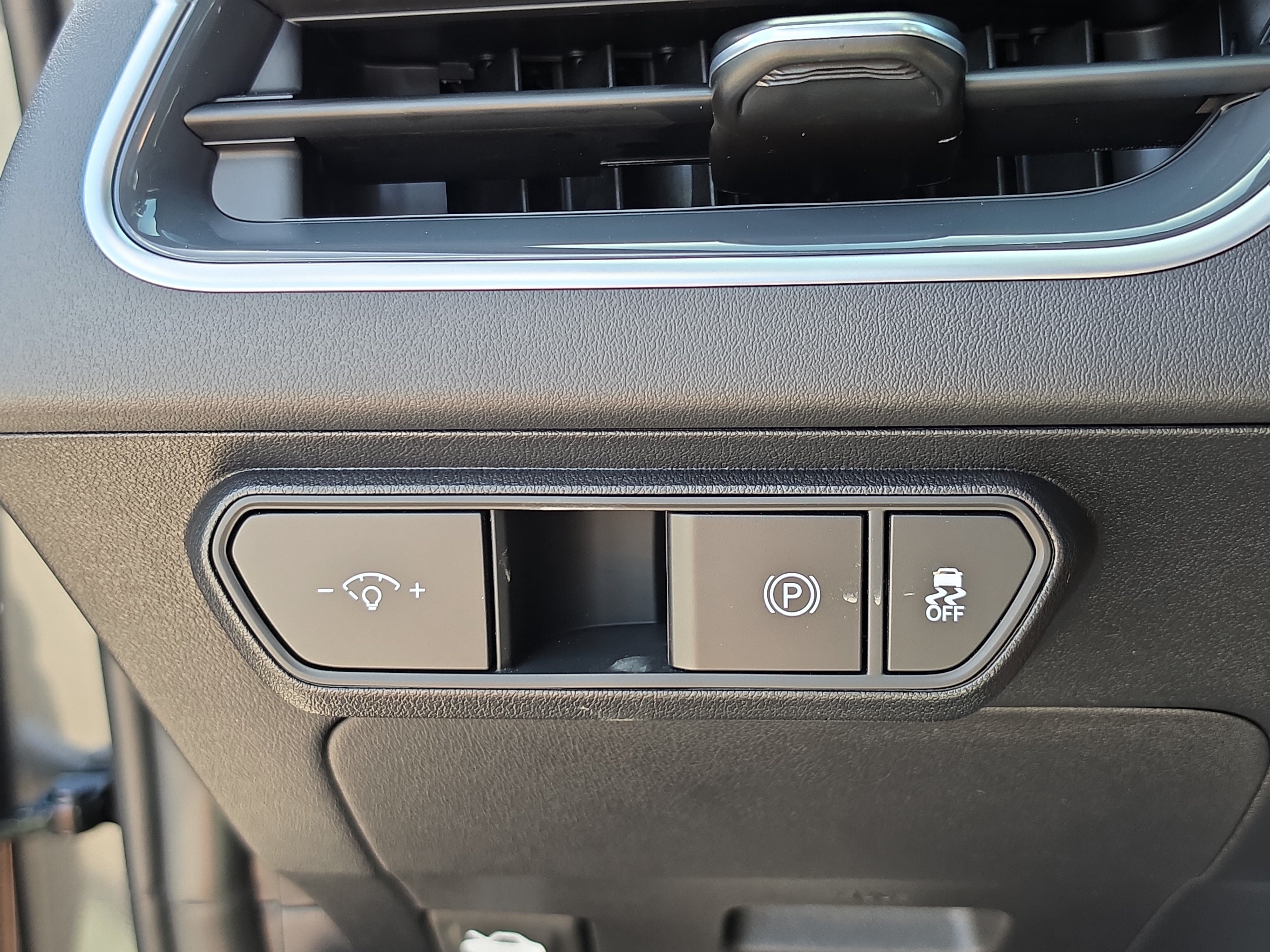 New 2026 Interstellar Gray Kia GT-Line Turbo image 28