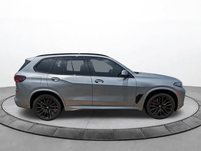 Used 2024 Skyscraper Grey Metallic BMW sDrive40i image 3