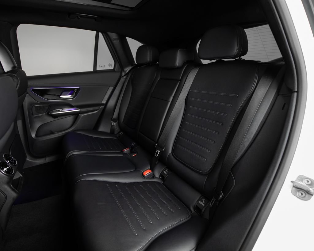 New 2026 Polar White Mercedes-Benz GLC 43 AMG® image 9