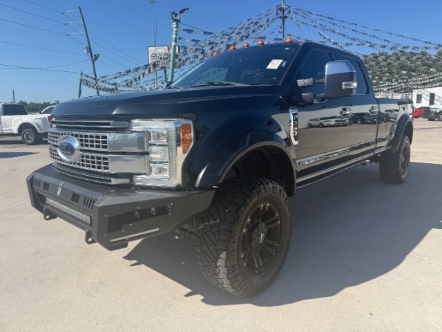 Used 2017 Black Ford Platinum image 1