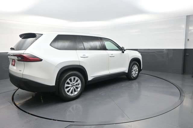 Used 2026 Beige Toyota XLE image 9