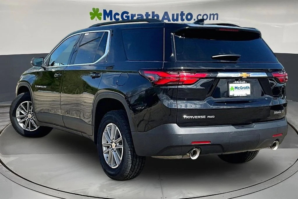 Used 2023 Black Chevrolet LT image 5