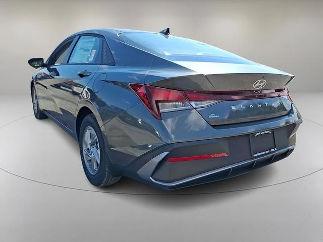 New 2026 Gray Hyundai SE image 3