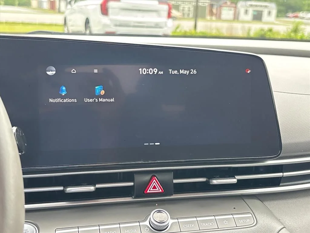 Used 2023 Gray Hyundai SEL image 36