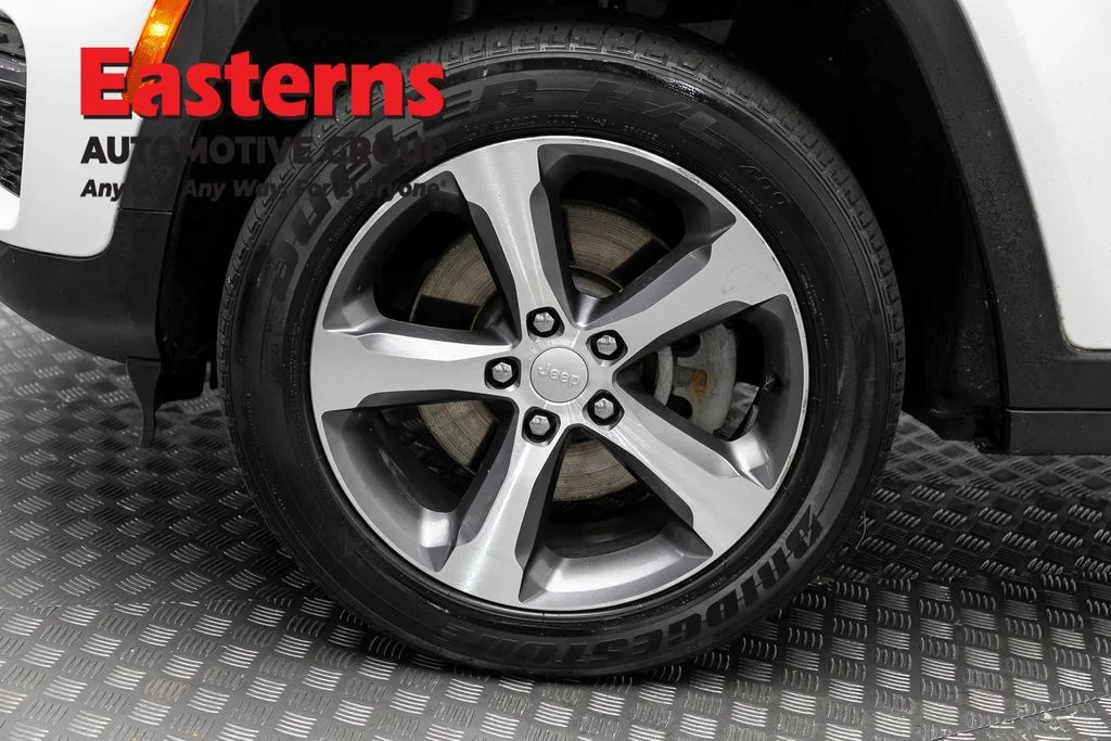 Used 2023 White Jeep 4xe image 35