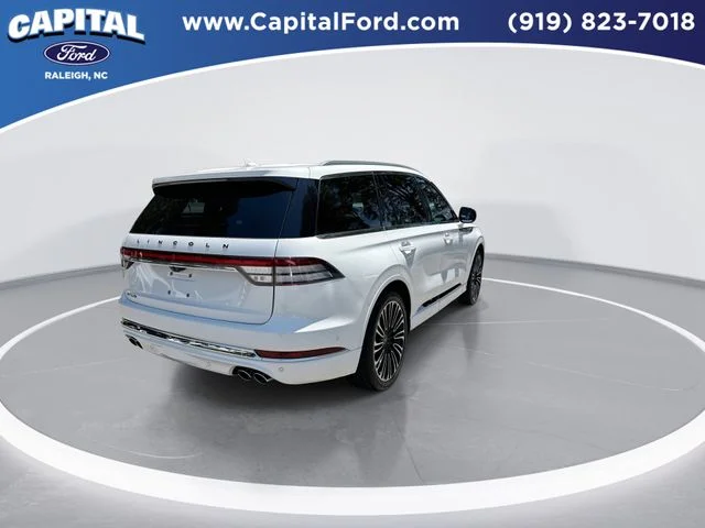 Used 2024 White Lincoln Black Label image 8