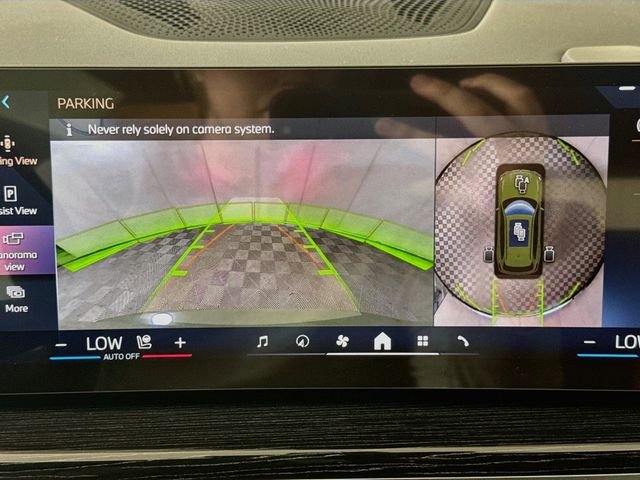 Used 2026 Urban Green BMW xDrive40i image 14