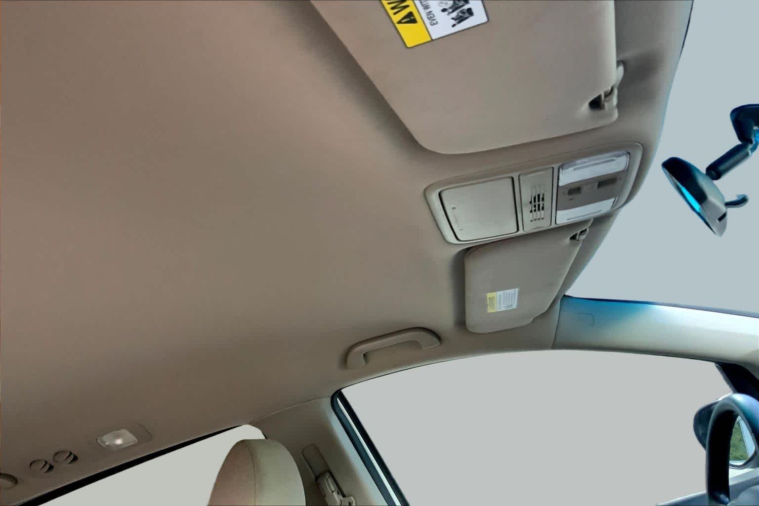Used 2017 White Diamond Pearl Honda LX image 13