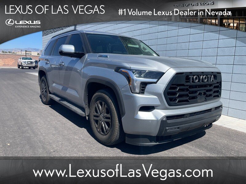 2024 Toyota Sequoia SR5 4WD i-FORCE MAX Hybrid's photo