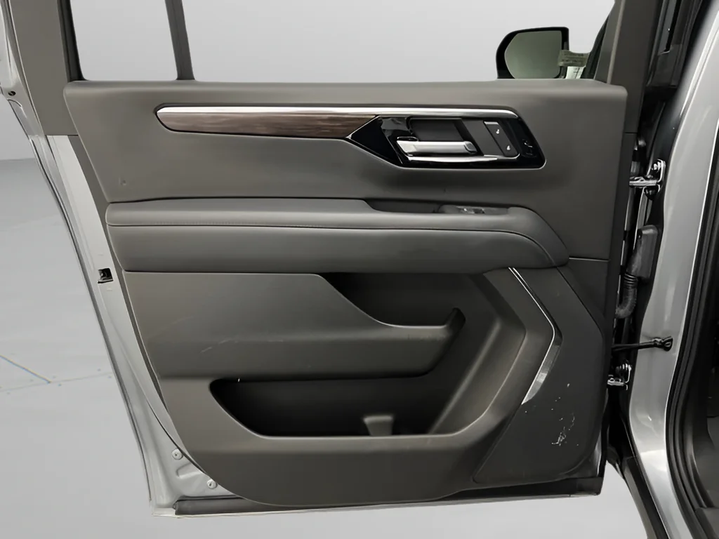 Used 2025 Sterling Gray Metallic Chevrolet Z71 image 33