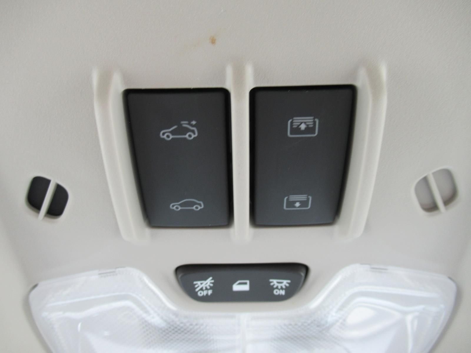 Used 2023 Gray Buick Select image 31
