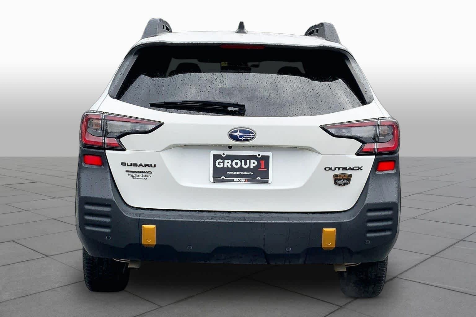 Used 2022 Crystal White Pearl Subaru Wilderness image 5