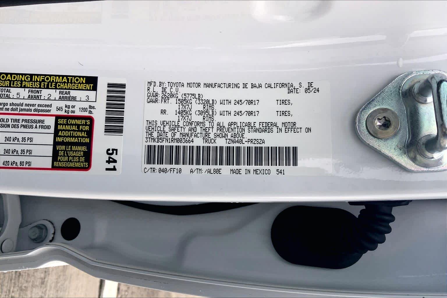Used 2024 Ice Cap Toyota SR5 image 31