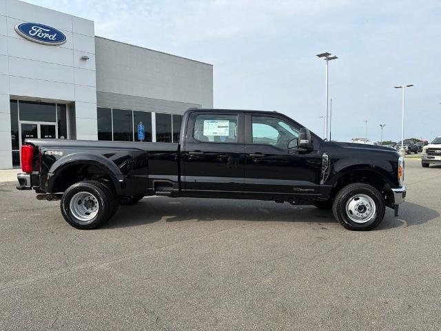 New 2026 Agate Black Metallic Ford F-350® XL image 2