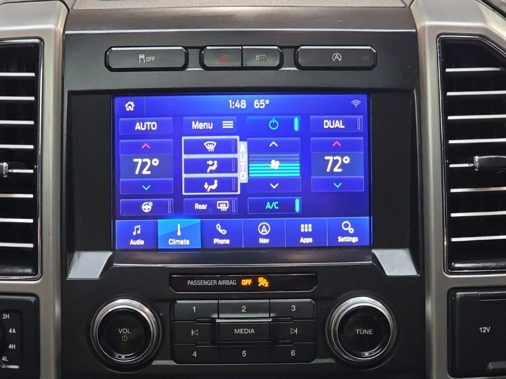 Used 2020 Black Ford Platinum image 22