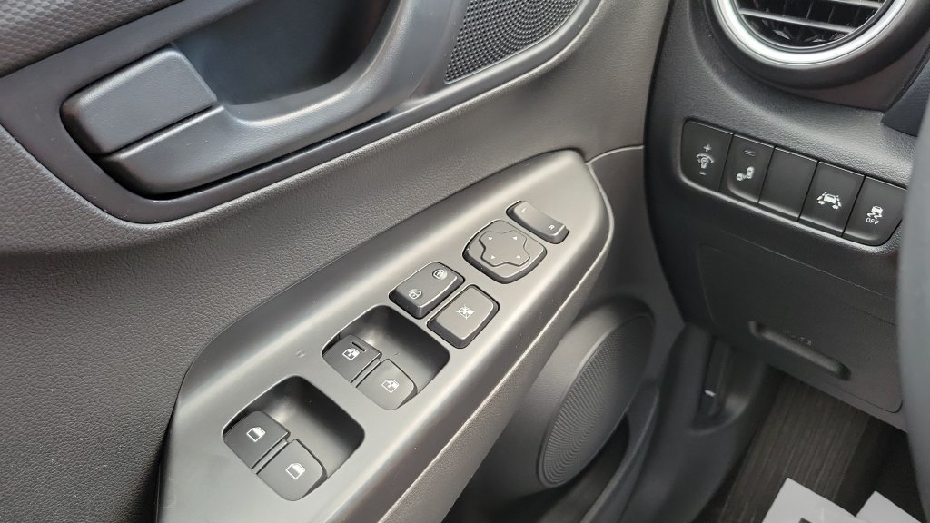 Used 2021 Black Hyundai SEL image 19