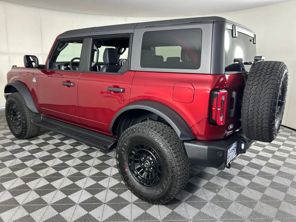 New 2026 Ruby Red Metallic Tinted Clearcoat Ford Outer Banks® image 9