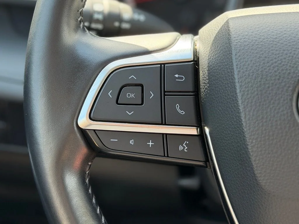 Used 2021 Black Toyota LE image 7