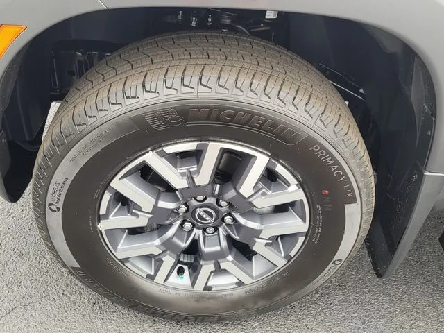 New 2026 Gun Metallic Nissan Crew Cab SV image 12