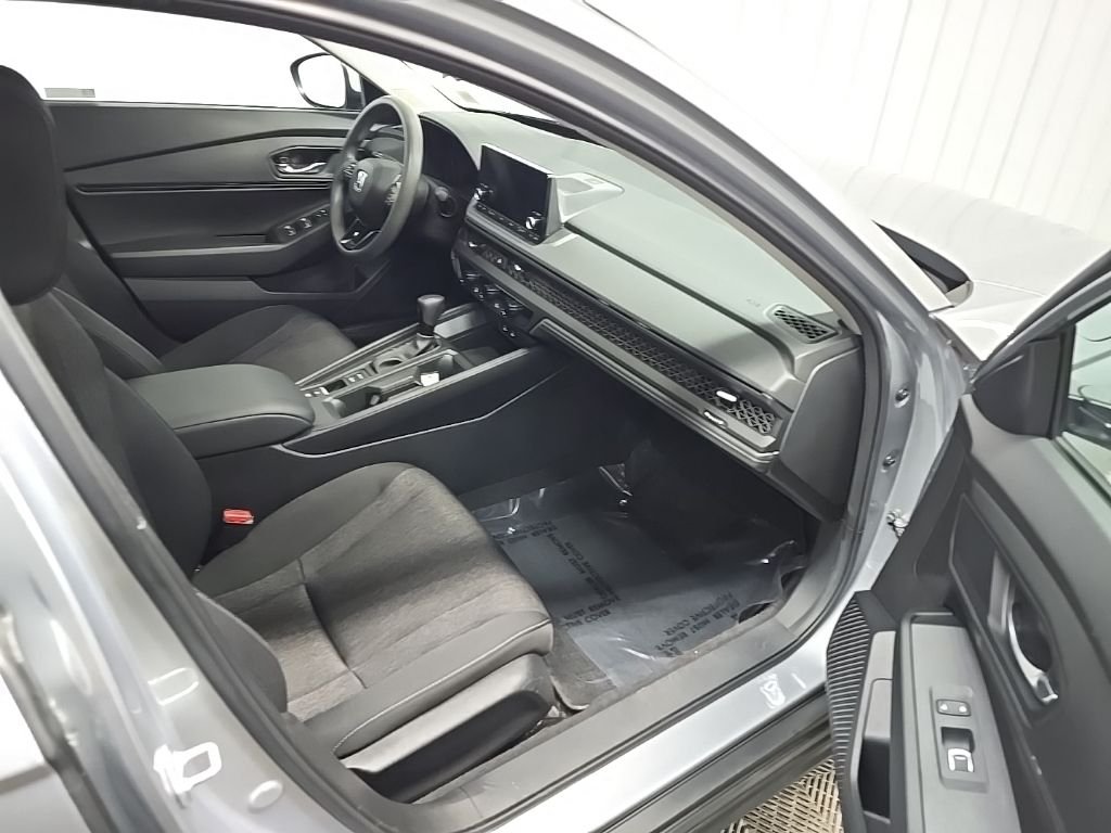 Used 2023 Gray Honda EX image 16