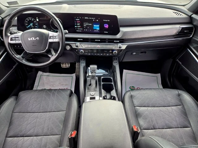 Used 2023 White Kia SX-Prestige image 16