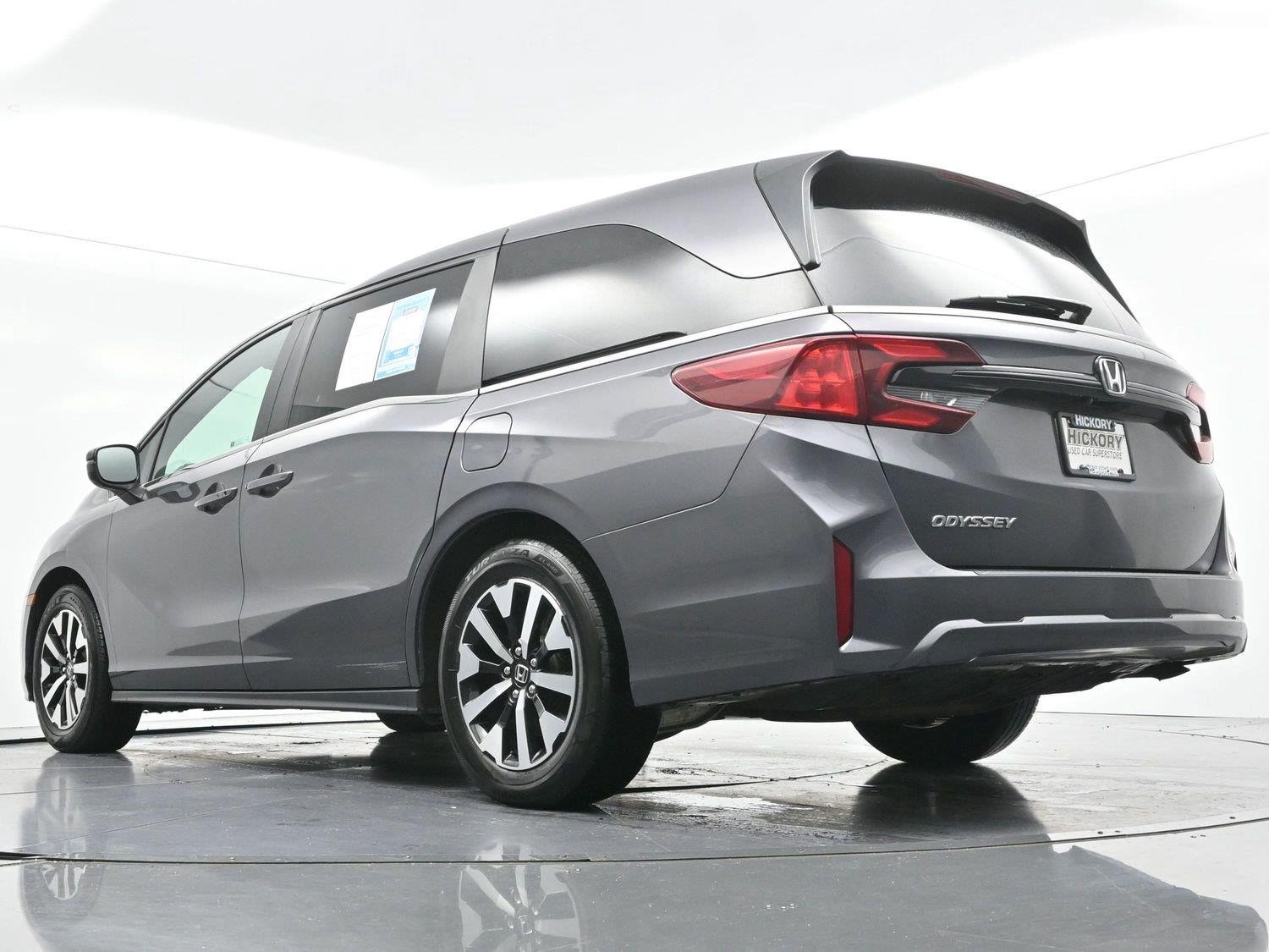 Used 2025  Honda EX-L image 56