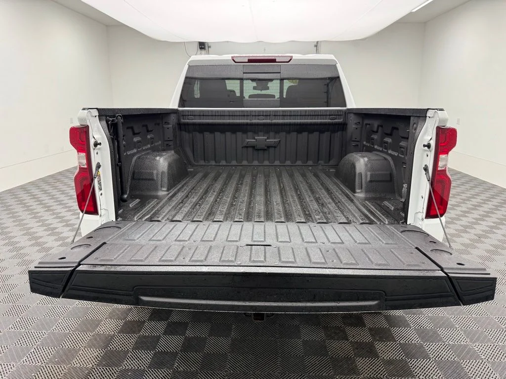 Used 2023 White Chevrolet LT Trail Boss image 10