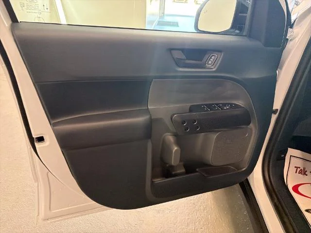 New 2026 Space White Metallic Ford XLT image 28