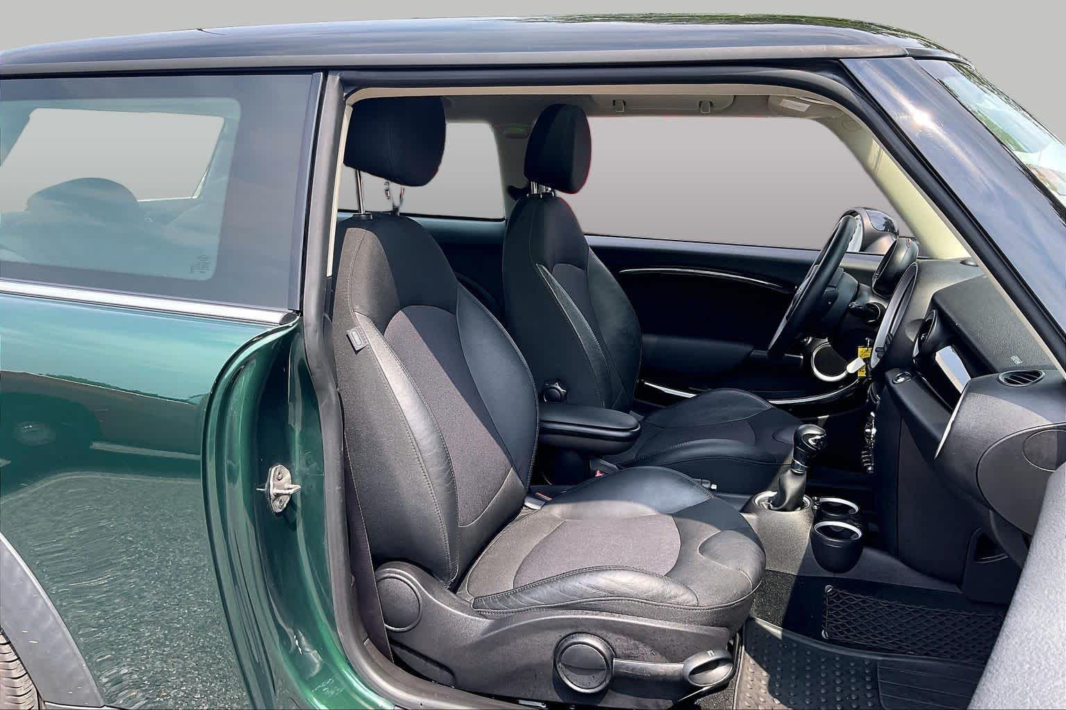 Used 2012  MINI  image 8