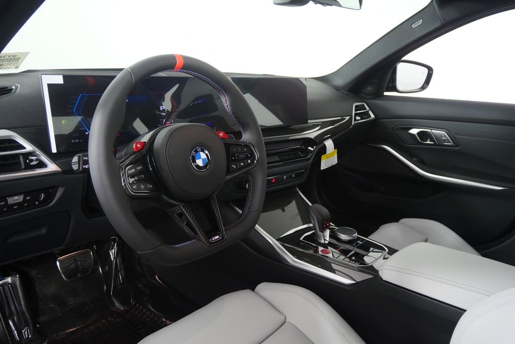 New 2027 Aventurin Red Metallic BMW Competition image 13