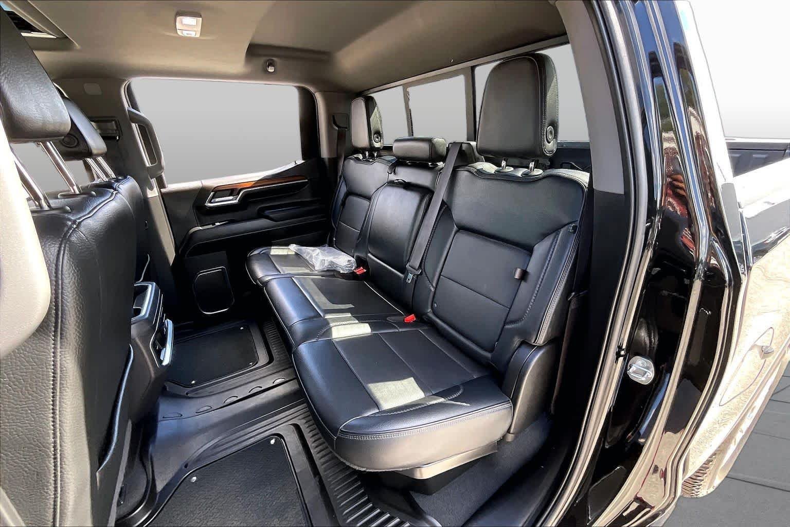 Used 2024 Onyx Black GMC Denali image 20