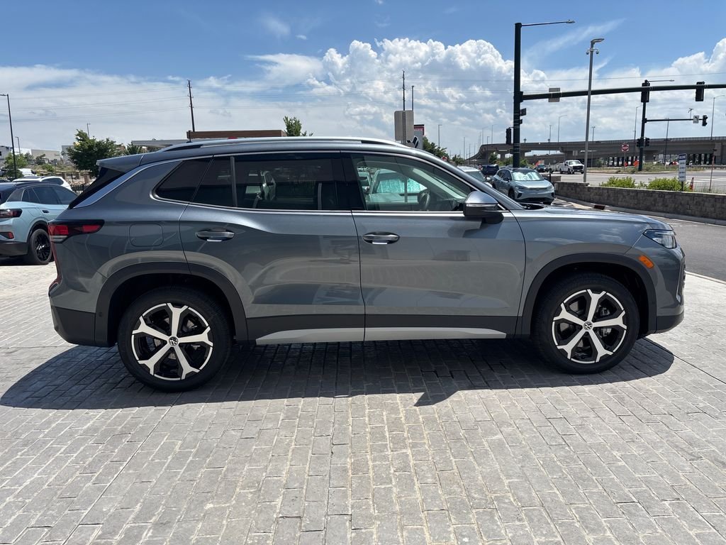 New 2026 Platinum Gray Metallic Volkswagen 2.0T SE image 6