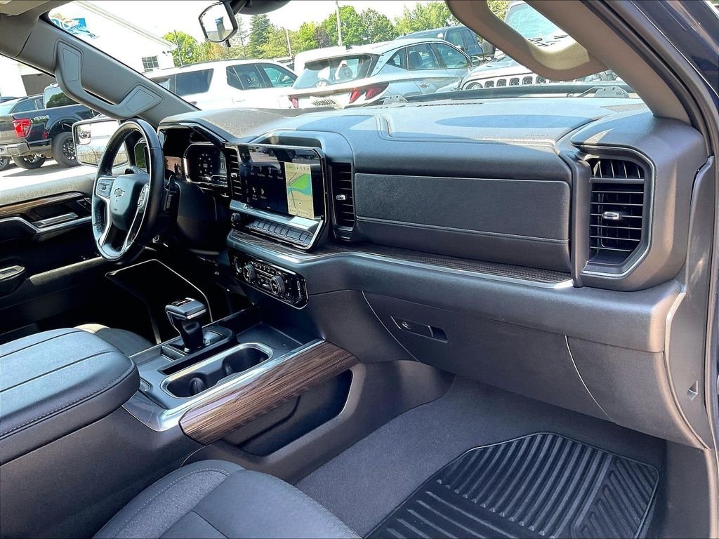 Used 2023 Blue Chevrolet RST image 14